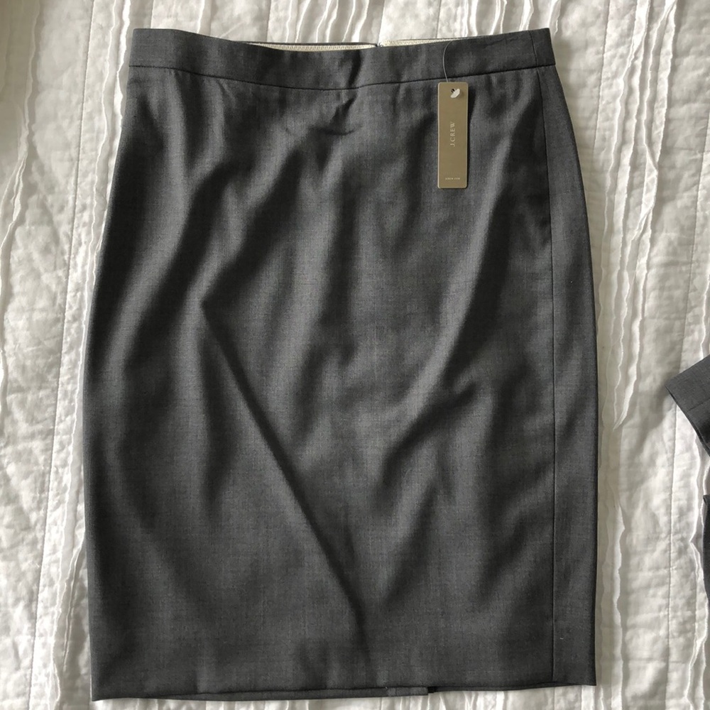 BRAND NEW: J.Crew suiting pencil skirt in grey